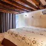 Paris Center Loft